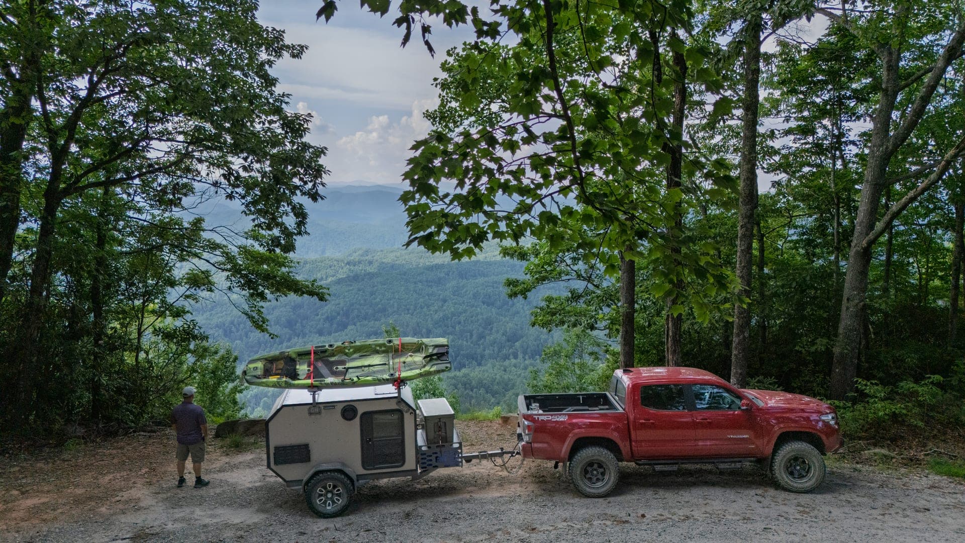 Gear Hub 93X Squaredrop on a mountain overlook